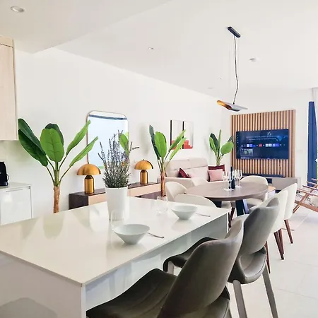 Stylish Townhouse On Cortesin Golf Prázdninový dům *