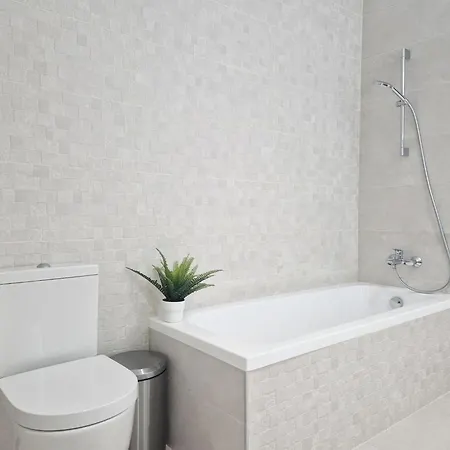 Stylish Townhouse On Cortesin Golf *