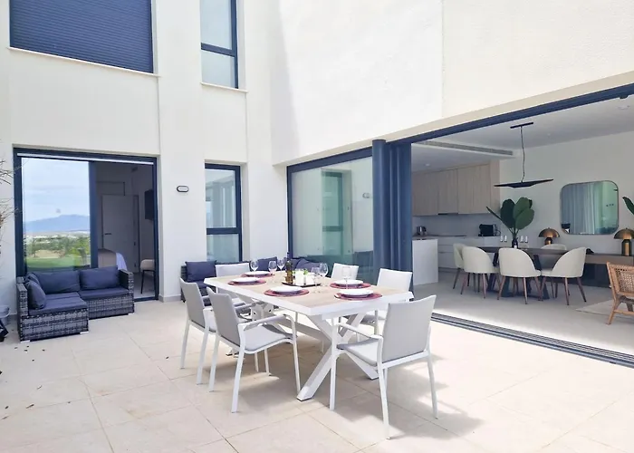 Nyaraló Stylish Townhouse On Cortesin Golf Estepona