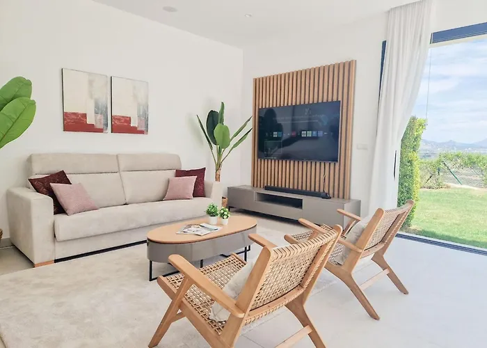 Stylish Townhouse On Cortesin Golf