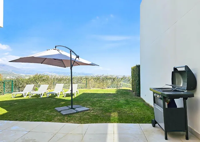 Nyaraló Stylish Townhouse On Cortesin Golf *