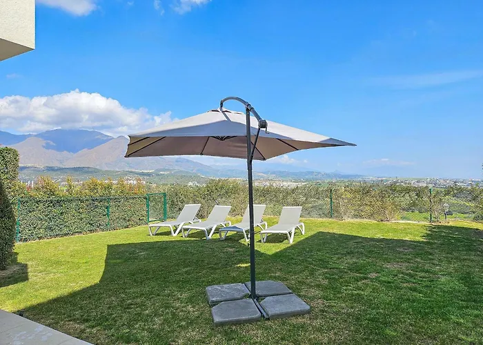 Stylish Townhouse On Cortesin Golf Nyaraló *