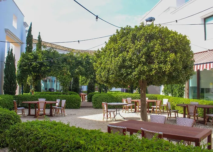 Stylish Townhouse On Cortesin Golf Nyaraló *